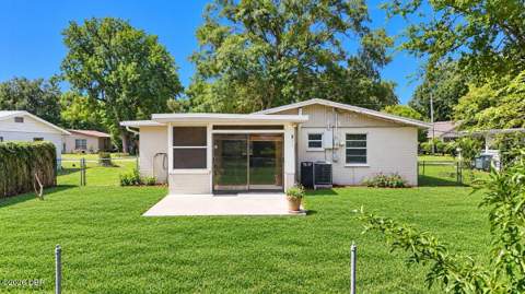 118 Palm Drive, Daytona Beach FL - photo 24 of 27