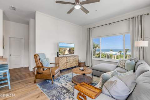 530 Esther Street, New Smyrna Beach FL - photo 7 of 88