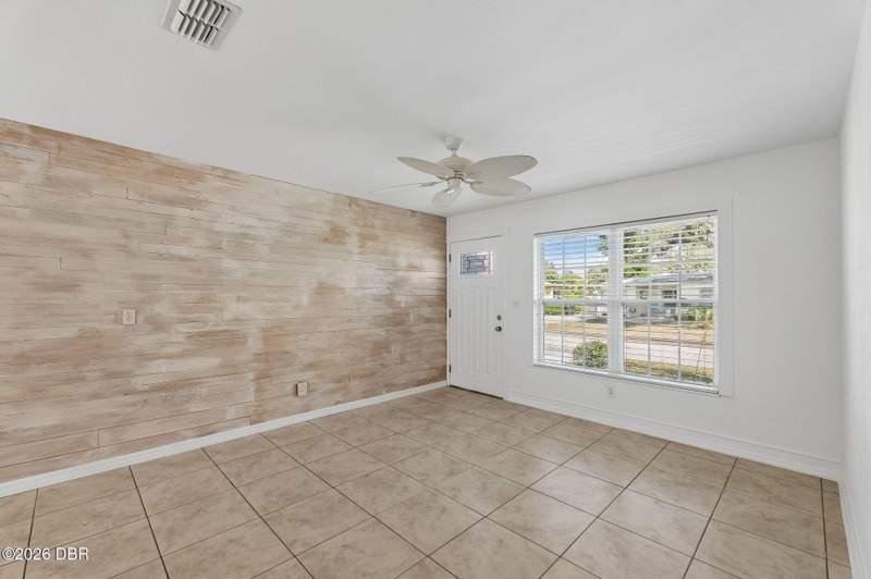 3 bedroom Single Family Residence at 2 Robben Terrace, Daytona Beach, Daytona Beach — photo 5