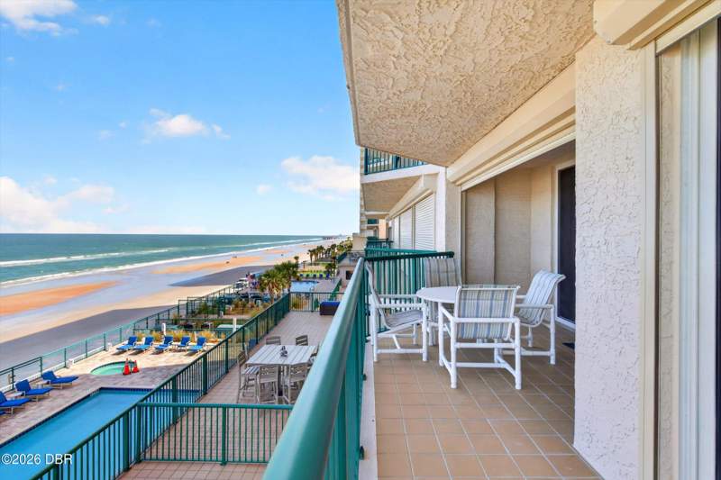 2 bedroom Condominium at 3311 S Atlantic Avenue #302, Dimucci Twin Towers North And South, Daytona Beach Shores — photo 5