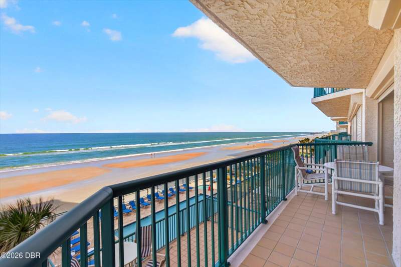 2 bedroom Condominium at 3311 S Atlantic Avenue #302, Dimucci Twin Towers North And South, Daytona Beach Shores — photo 4