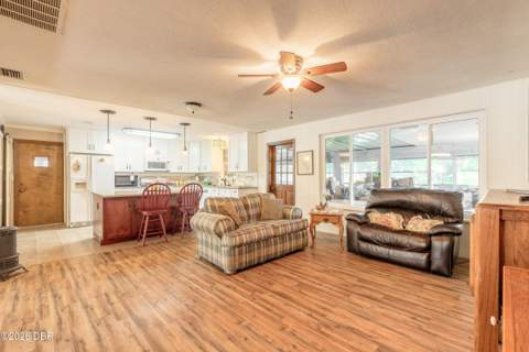 1225 Vine Street, Daytona Beach FL - photo 8 of 43