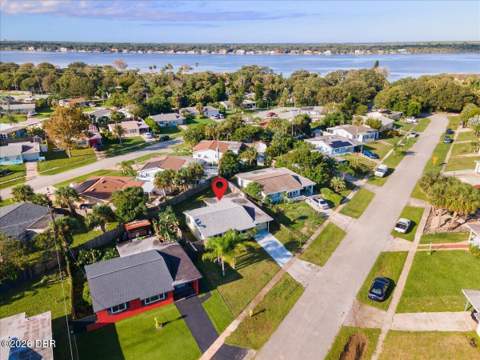 46 Seaside Drive, Ormond Beach FL - photo 7 of 52
