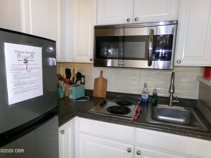1 bedroom Condotel at 935 S Atlantic Avenue #314, Ocean Jewels Club Condo, Daytona Beach — photo 2