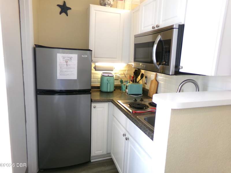 1 bedroom Condotel at 935 S Atlantic Avenue #314, Ocean Jewels Club Condo, Daytona Beach — photo 3
