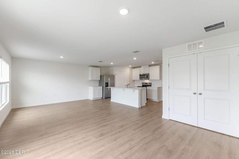 3 bedroom Single Family Residence at 142 Heirloom Drive, Not on the List, Ormond Beach — photo 3