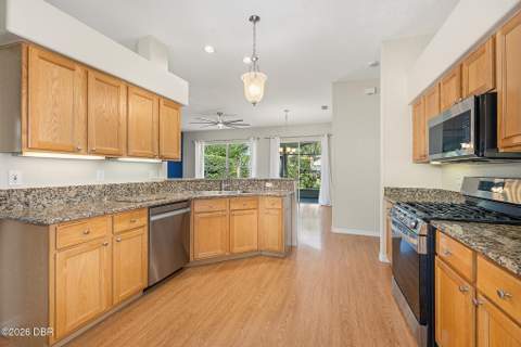 110 Jubilee Circle, Daytona Beach FL - photo 11 of 54