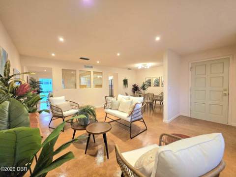 114 Marlin Drive, Ormond Beach FL - photo 7 of 36