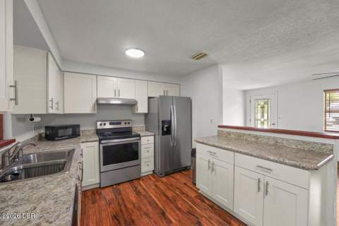 5278 Barhydt Avenue, Port Orange FL - photo 10 of 27