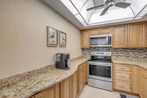 2625 S Atlantic Avenue #21NE, Daytona Beach Shores FL - photo 21 of 61