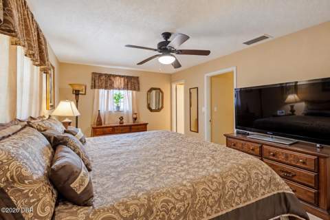 160 Greenbriar Avenue, Ormond Beach FL - photo 13 of 32