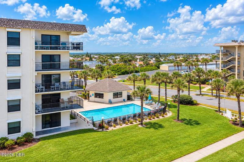 2 bedroom Condominium at 3110 Ocean Shore Boulevard #111, Seabridge South, Ormond Beach — photo 2