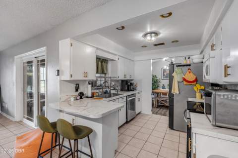 519 Birchwood Lane, Deltona FL - photo 8 of 28