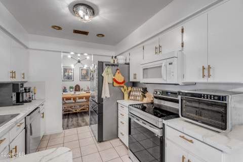 519 Birchwood Lane, Deltona FL - photo 9 of 28