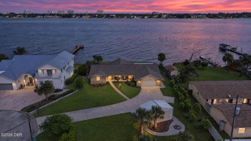 3 bedroom Single Family Residence at 22 Emerald Circle, Cameo Point, Ormond Beach — photo 2