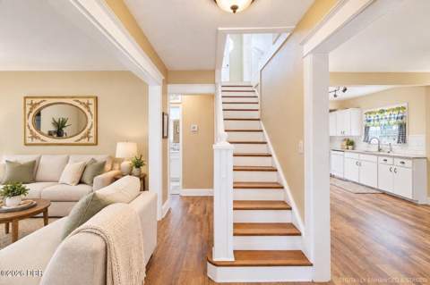 416 N Peninsula Drive, Daytona Beach FL - photo 6 of 45