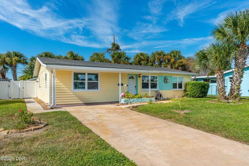 3 bedroom Single Family Residence at 52 Tropical Drive, Sunny Shores, Ormond Beach — photo 2