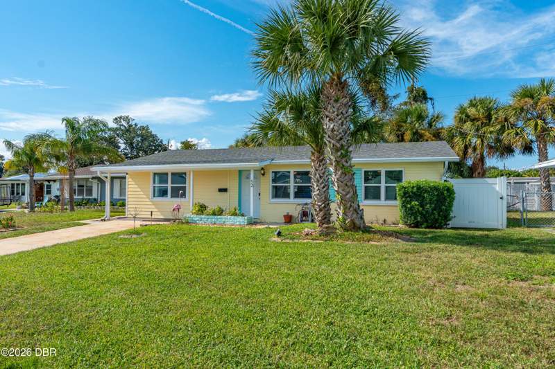 3 bedroom Single Family Residence at 52 Tropical Drive, Sunny Shores, Ormond Beach — photo 3