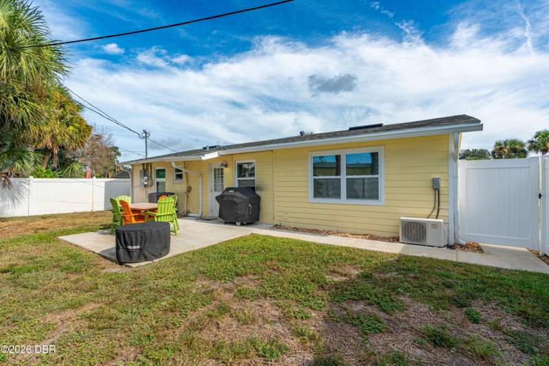 3 bedroom Single Family Residence at 52 Tropical Drive, Sunny Shores, Ormond Beach — photo 5