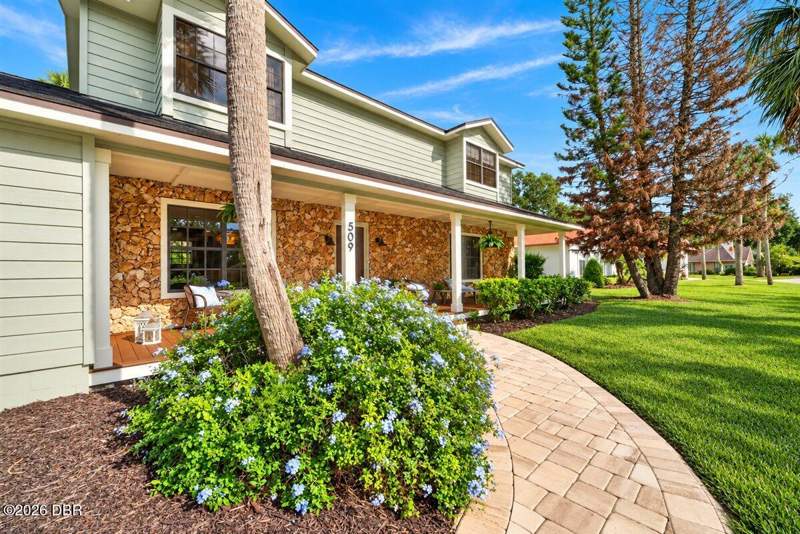 4 bedroom Single Family Residence at 509 Pelican Bay Drive, Pelican Bay, Daytona Beach — photo 4