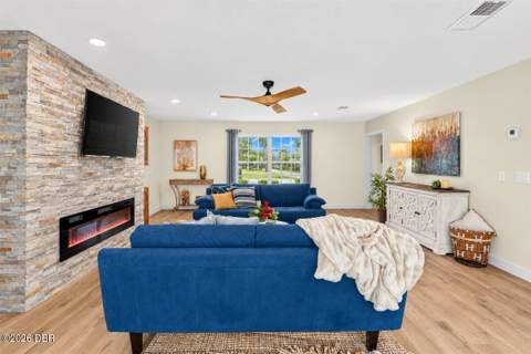509 Pelican Bay Drive, Daytona Beach FL - photo 24 of 83