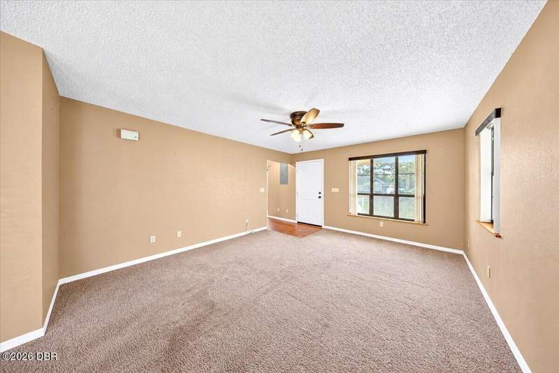 3 bedroom Single Family Residence at 278 S Old Kings Road, Castlegate, Ormond Beach — photo 5