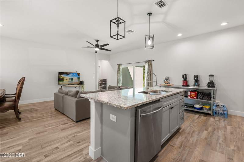 3 bedroom Single Family Residence at 1365 2nd Street, Volusia Highlands, Orange City — photo 2