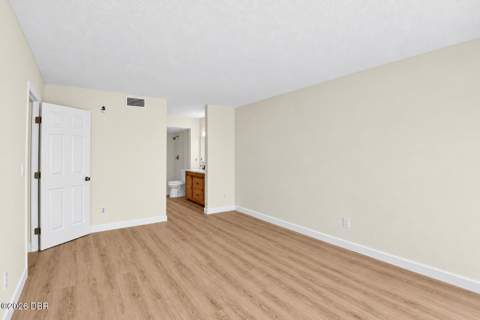 275 Indigo Drive #1070, Daytona Beach FL - photo 7 of 37