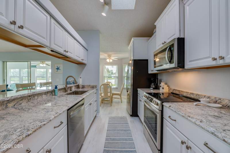 3 bedroom Single Family Residence at 6129 Half Moon Drive, Sun Lake Estates, Port Orange — photo 5