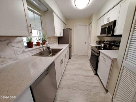 700 Swarthmore Road, DeLand FL - photo 7 of 34