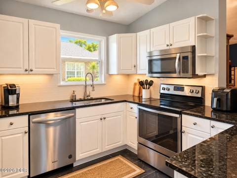 6 Oak Village Drive, Ormond Beach FL - photo 9 of 44