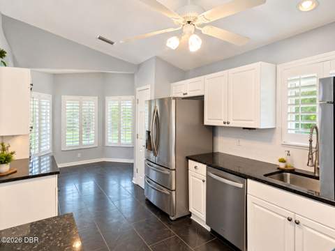 6 Oak Village Drive, Ormond Beach FL - photo 15 of 44