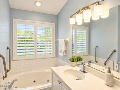 6 Oak Village Drive, Ormond Beach FL - photo 21 of 44