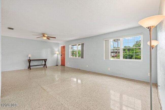 2 bedroom Single Family Residence at 1002 Thunderbird Drive, Beverly Hills, Daytona Beach — photo 2