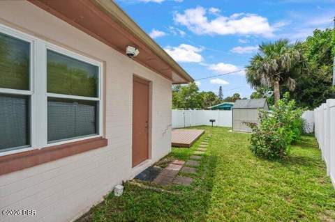 1002 Thunderbird Drive, Daytona Beach FL - photo 17 of 18