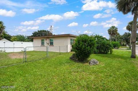 1002 Thunderbird Drive, Daytona Beach FL - photo 18 of 18