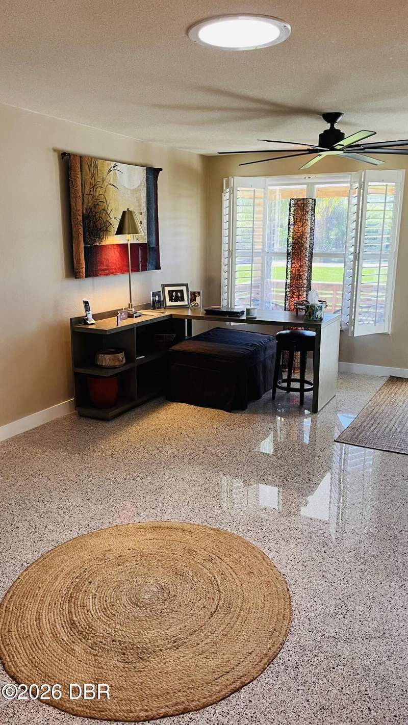 3 bedroom Single Family Residence at 527 S Peninsula Avenue, Detwilers, New Smyrna Beach — photo 4