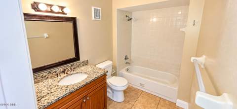 2086 Oak Meadow Circle, South Daytona FL - photo 13 of 27