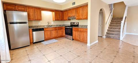 2086 Oak Meadow Circle, South Daytona FL - photo 8 of 27