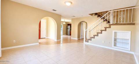 2086 Oak Meadow Circle, South Daytona FL - photo 6 of 27
