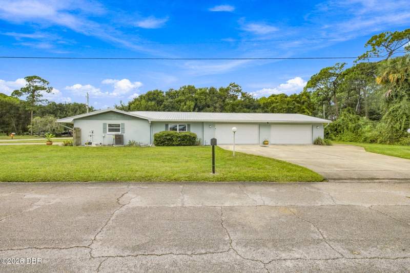 3 bedroom Single Family Residence at 107 N Cory Drive, Not on the List, Edgewater — photo 3