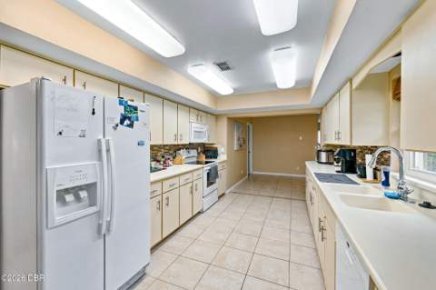 107 N Cory Drive, Edgewater FL - photo 6 of 31