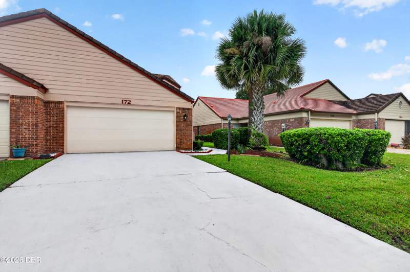 3 bedroom Single Family Residence at 172 Bermuda Petrel Court, Pelican Bay, Daytona Beach — photo 3