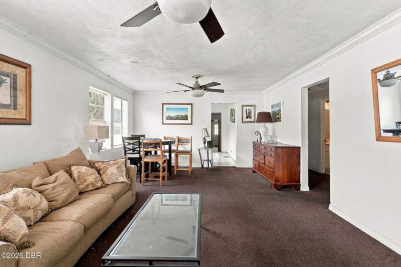 7 bedroom Single Family Residence at 137 Dix Avenue, McNary, Ormond Beach — photo 2