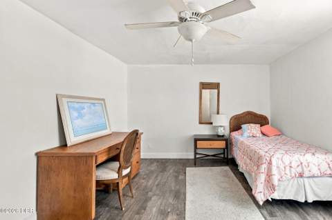 137 Dix Avenue, Ormond Beach FL - photo 9 of 33