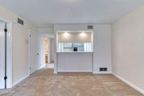 102 Bob White Court #4, Daytona Beach FL - photo 10 of 40