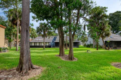 102 Bob White Court #4, Daytona Beach FL - photo 24 of 40