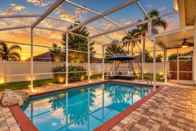 3 bedroom Single Family Residence at 122 San Remo Drive, Edgewater, Edgewater — photo 3