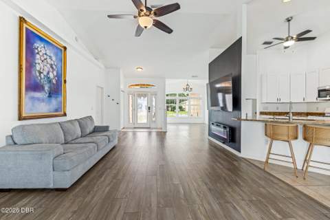 122 San Remo Drive, Edgewater FL - photo 9 of 29