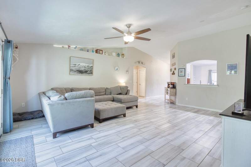 3 bedroom Single Family Residence at 27 Sounders Trail Circle, Saddlers Run, Ormond Beach — photo 5
